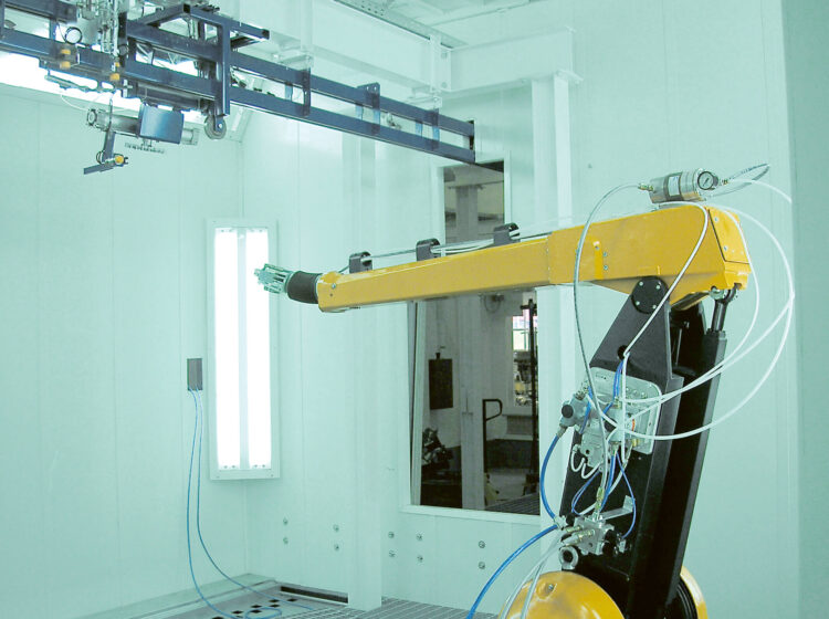 Impianto di verniciatura industriale robotizzato