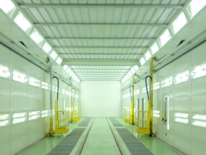 Cabina di verniciatura industrale extra-large su misura