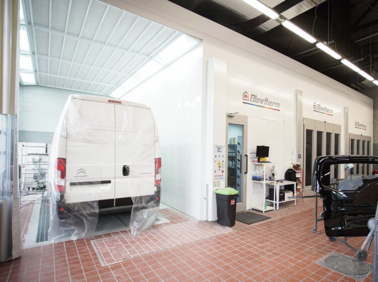 Zona di preparazione per van e furgoni