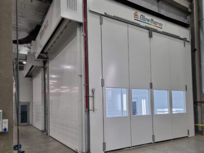 Vernciatura componenti aeronautici