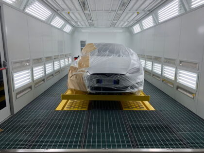 Cabina di verniciatura con parete a infrarossi